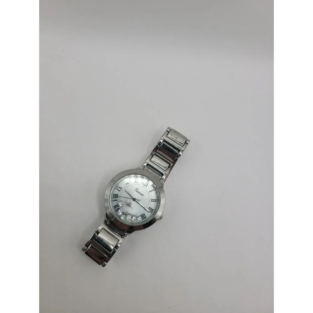 Geneva Women's Silver Tone Quartz Watch White Roman Numeral Dial Floating Crysta